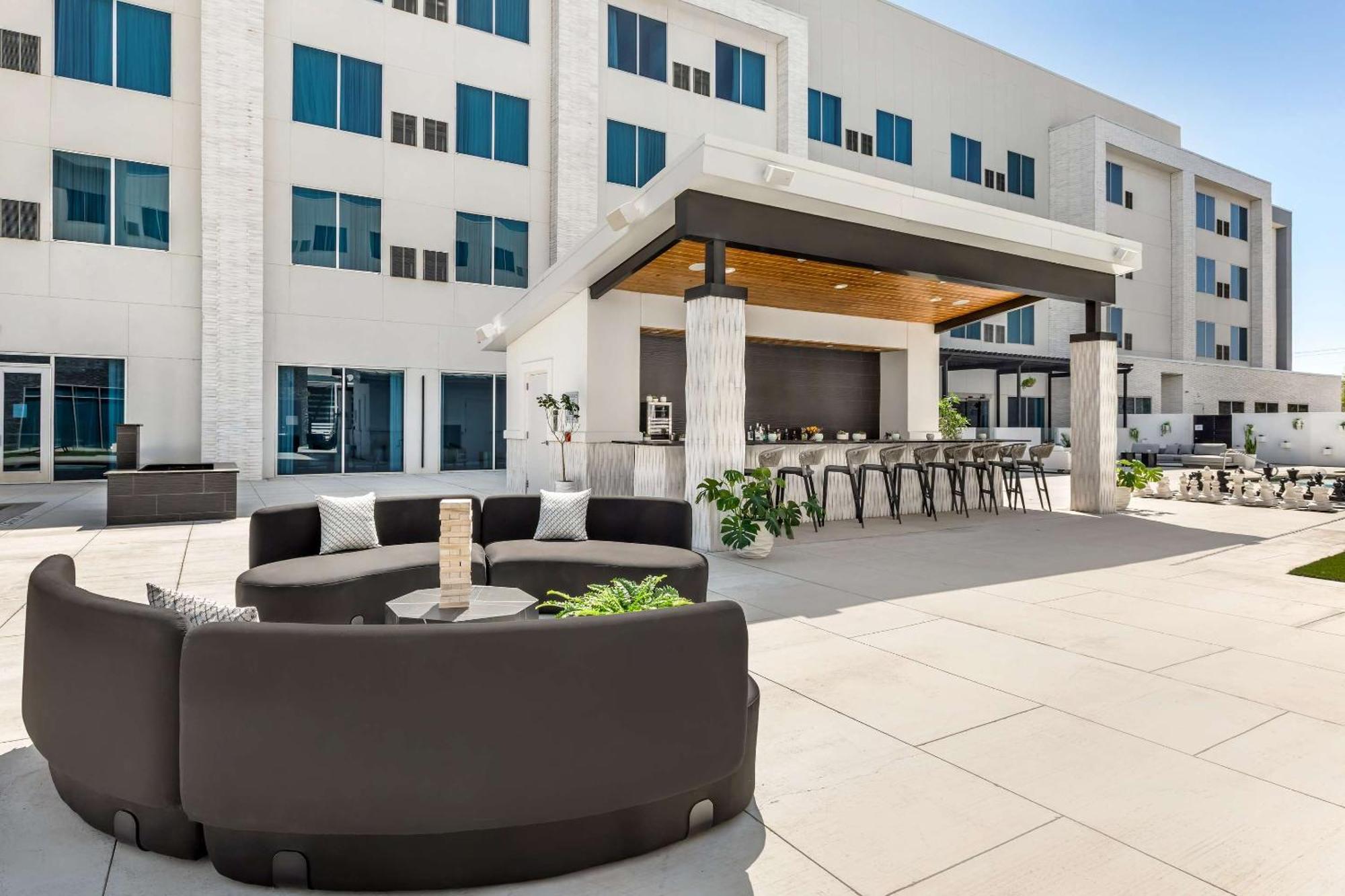 Cambria Hotel Waco University Riverfront Exteriér fotografie